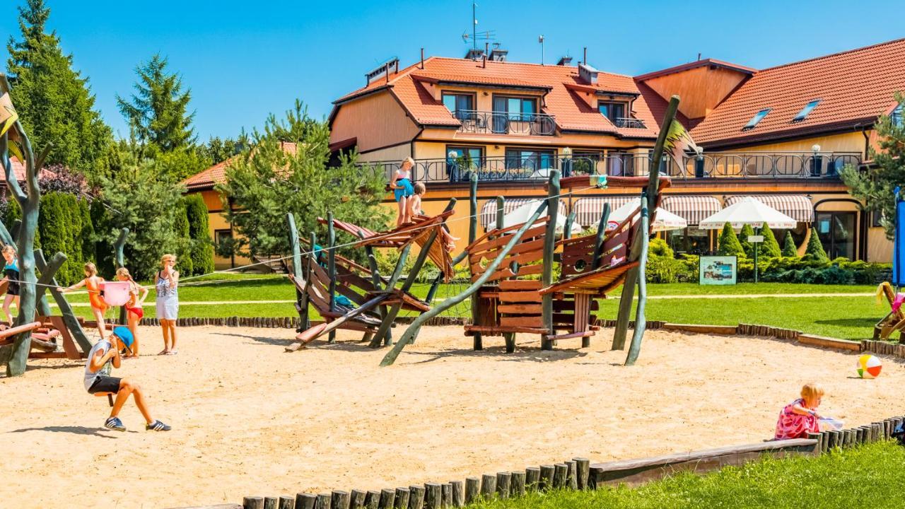 Hotel Ognisty Ptak Wegorzewo Exterior photo